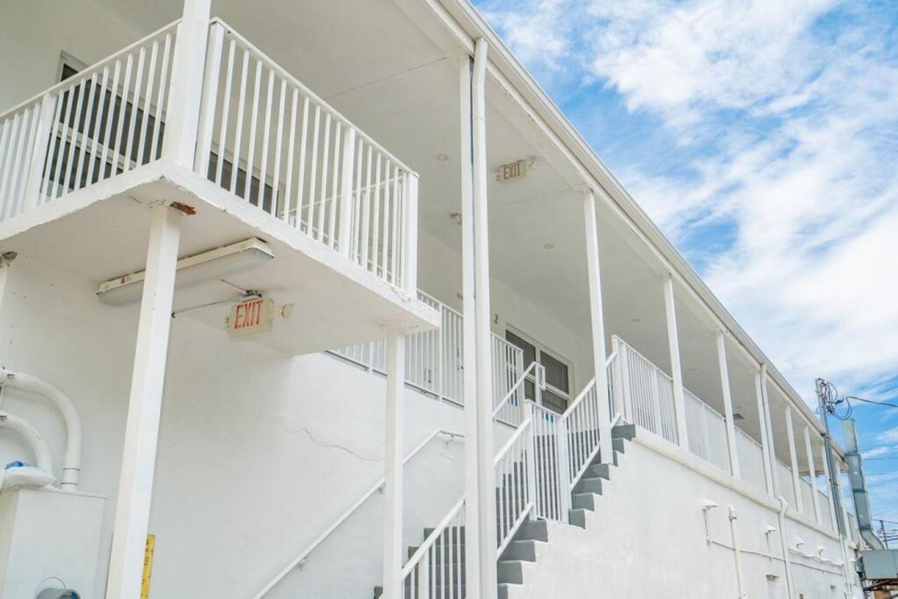 The Purple Pelican Beachfront With Ocean Balcony Unit 3 Fort Lauderdale Exterior foto